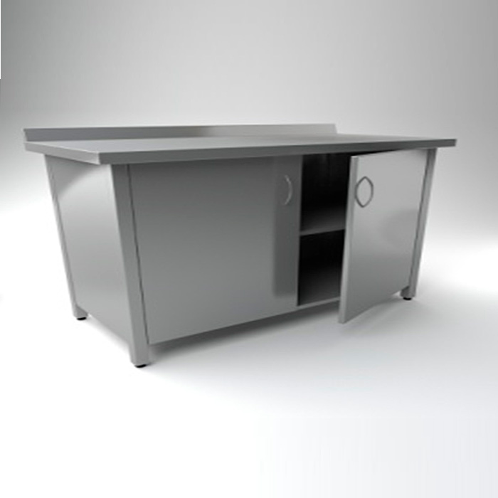 Столы-тумба, двери распашные.